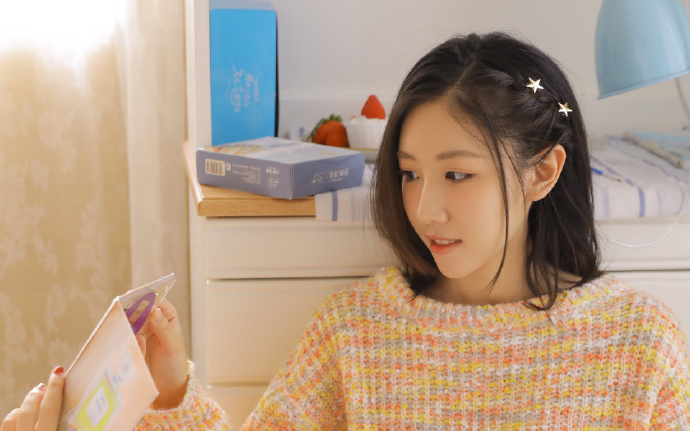 AI与人类关系探索：人类能信任AI的“三观”吗？